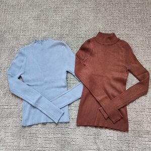 2 Turtle Neck Ribbed Long Sleeves